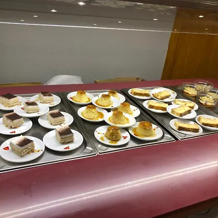 Guineu Otel 3*